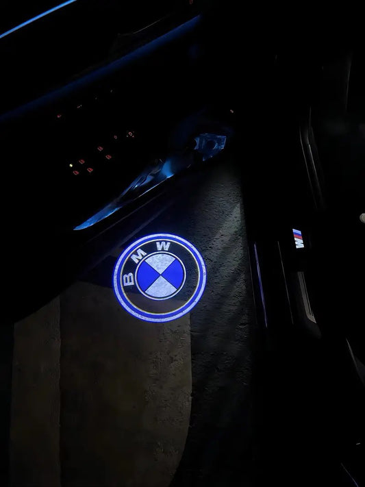 BMW logolliset projektorivalot oviin ; 2kpl v1